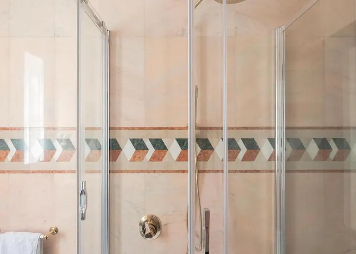 Ulpiano Vaticano Centro *